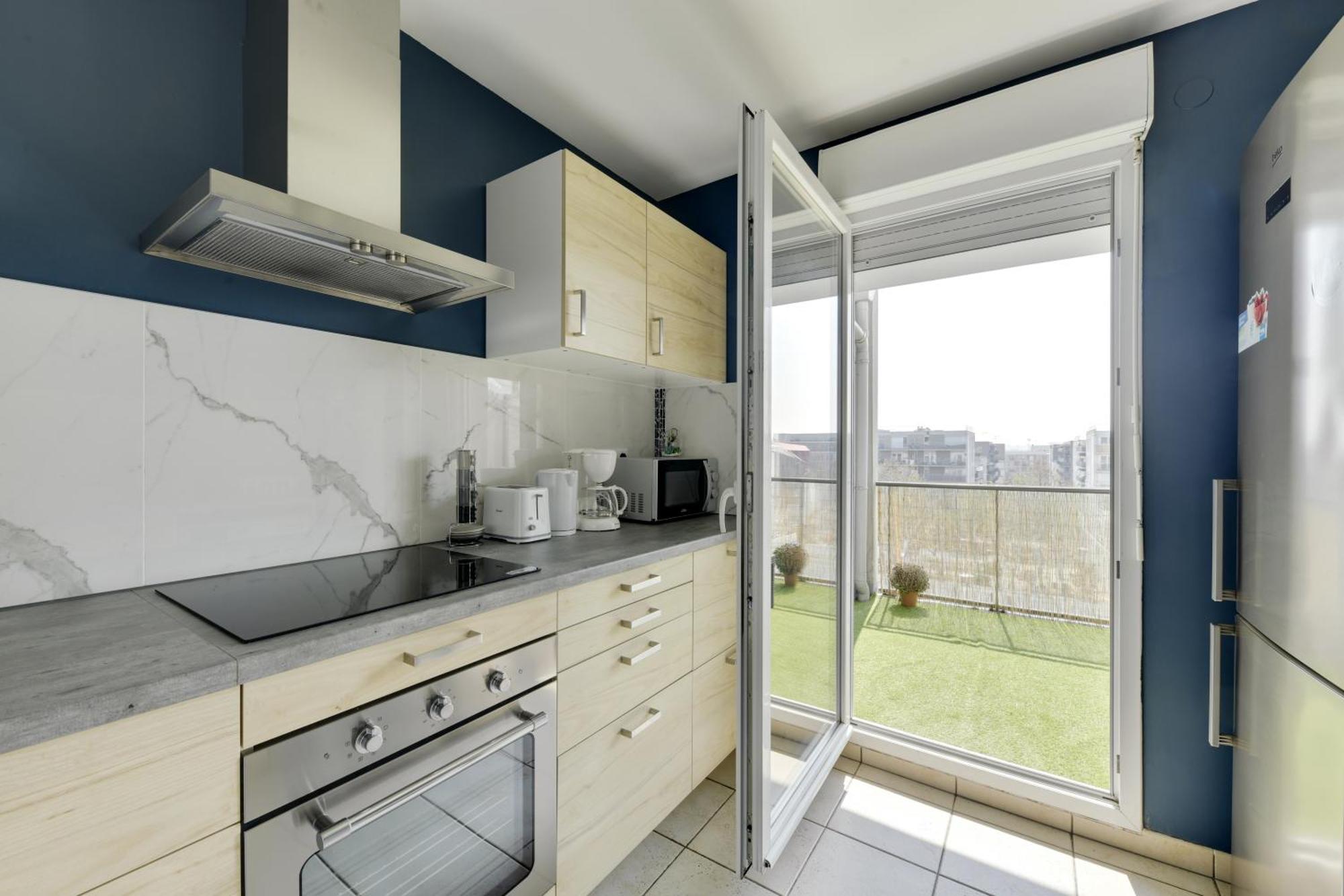 Chic Apartment With Superb View Of The Eiffel Tower Saint-Denis (Seine-Saint-Denis) Exterior foto