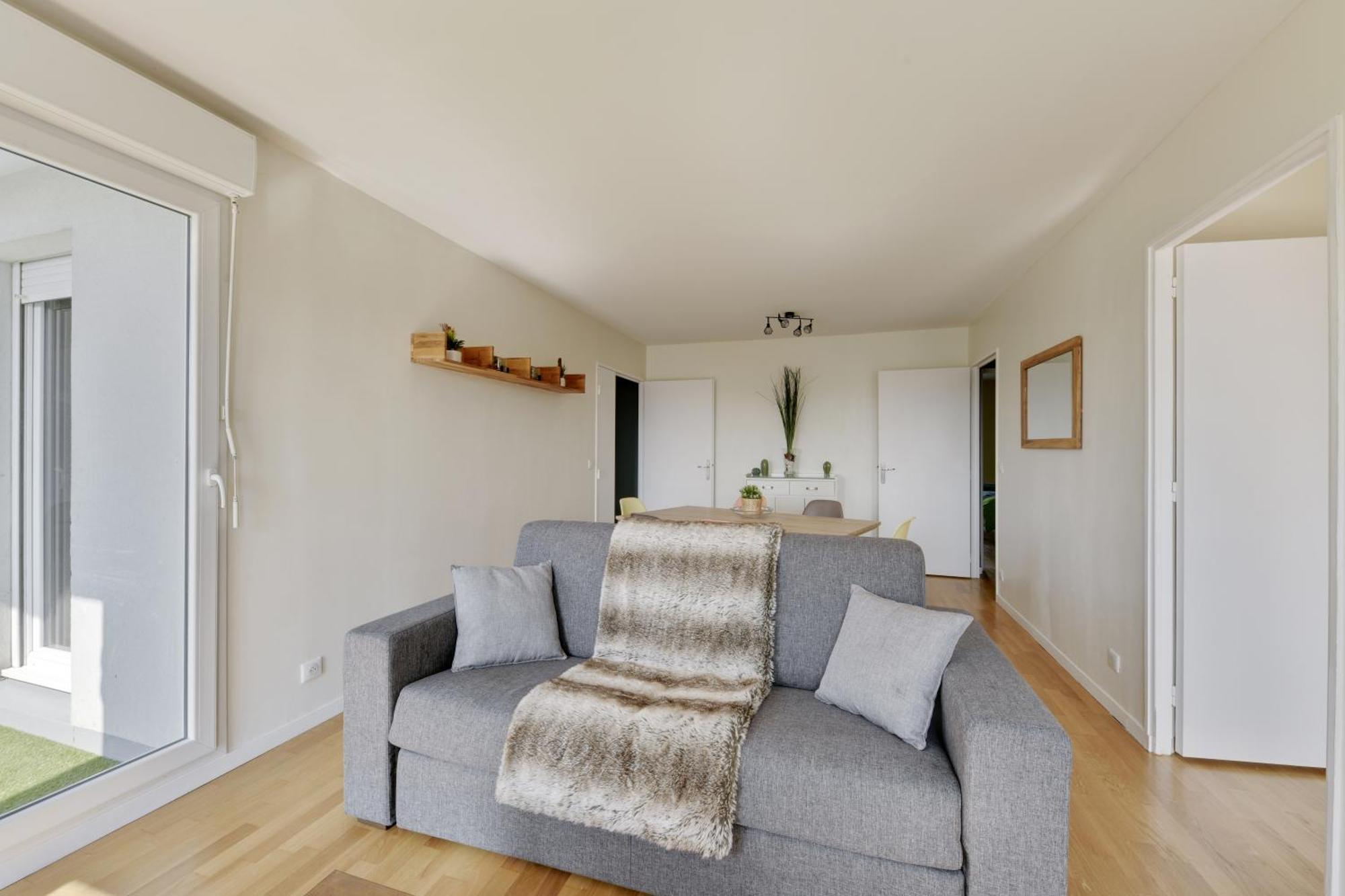 Chic Apartment With Superb View Of The Eiffel Tower Saint-Denis (Seine-Saint-Denis) Exterior foto