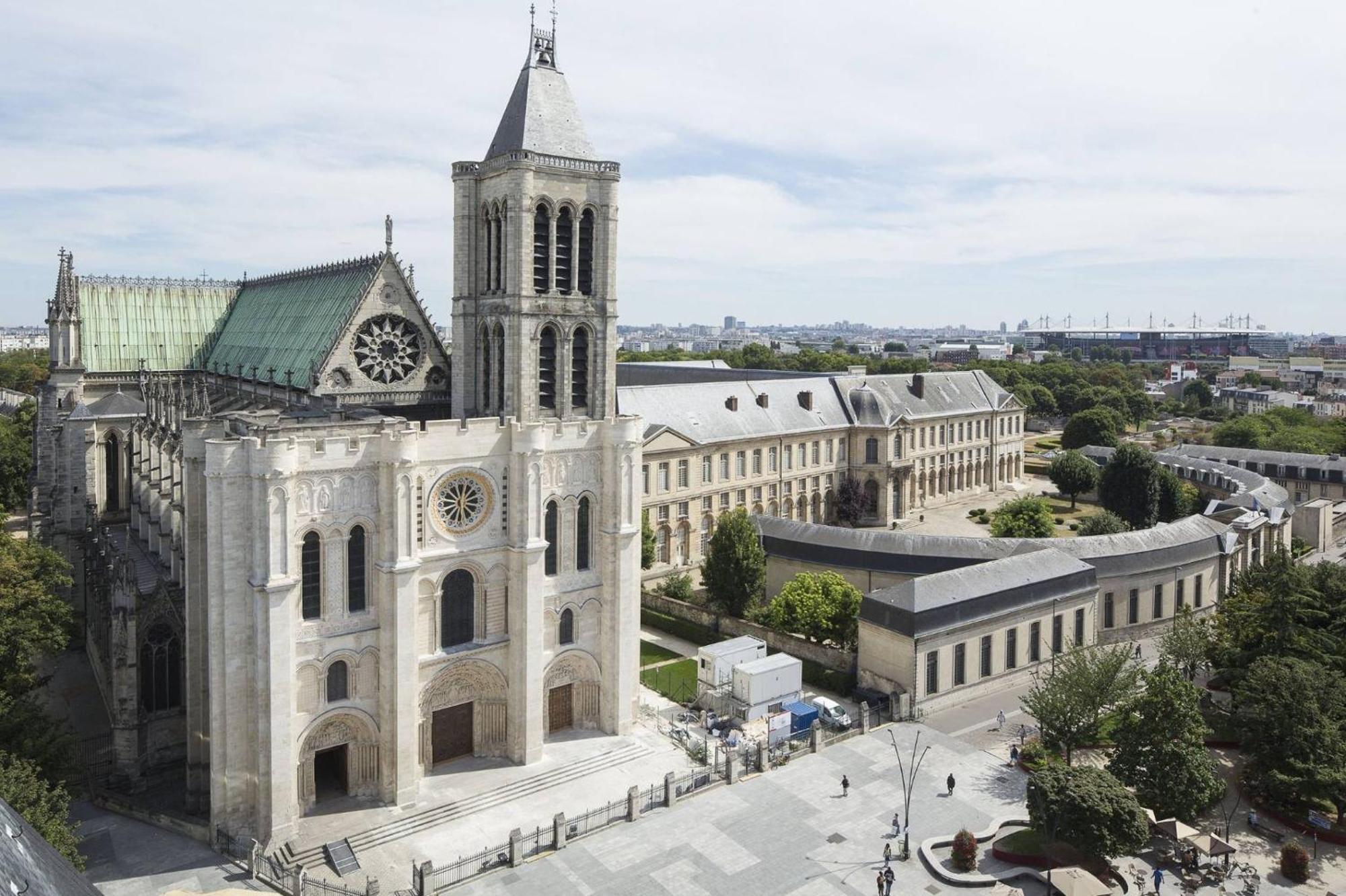 Chic Apartment With Superb View Of The Eiffel Tower Saint-Denis (Seine-Saint-Denis) Exterior foto
