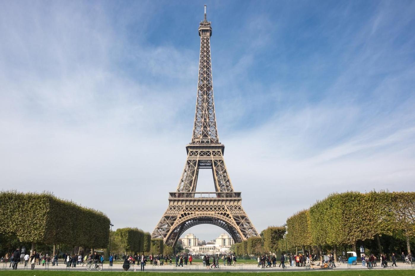 Chic Apartment With Superb View Of The Eiffel Tower Saint-Denis (Seine-Saint-Denis) Exterior foto